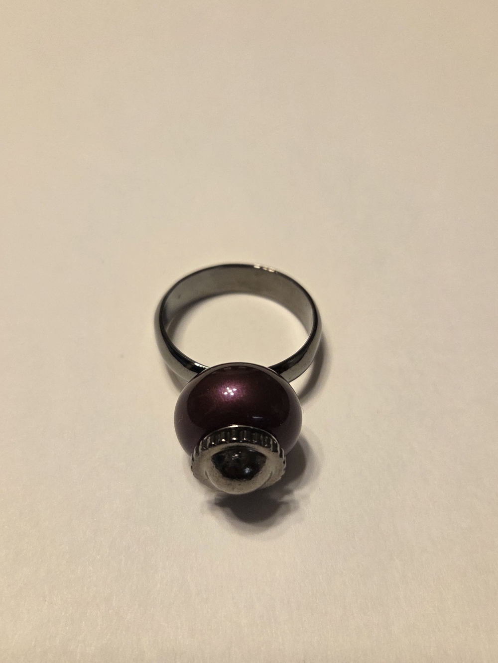 Swarovski Pearl Gunmetal Ring Size 8